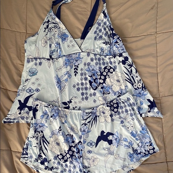 NWT- Women’s Apt 9 - two piece set floral sleepwear cami top and shorts- XXL - Picture 2 of 8